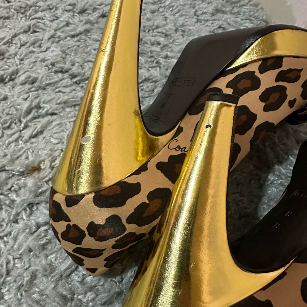 COACH  Leopard Print Peep-Toe Heels with Gold Accents 8# - Picture 7 of 9